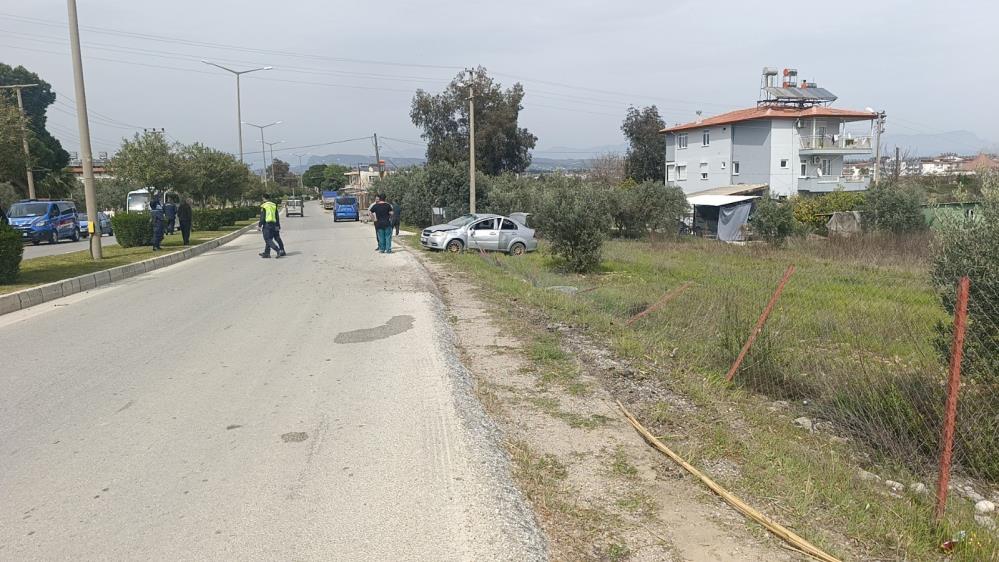 Manavgat'ta Otomobil Takla Attı! Yolcu Camdan Fırladı