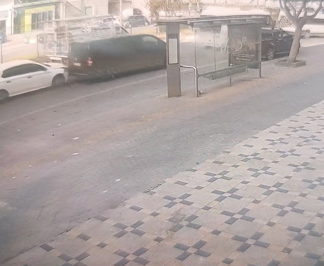 Manavgat'ta Seyir Halindeki Araç Kamyonete Çarptı