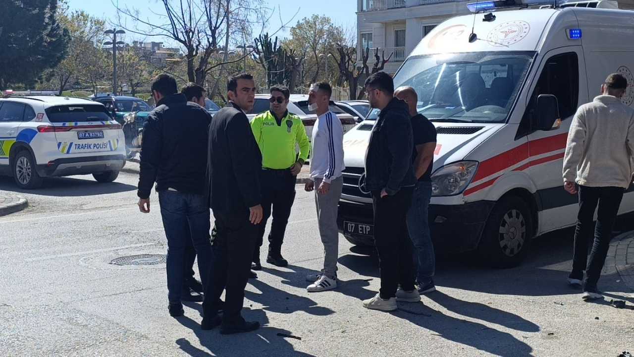 Manavgat'ta Yaralı Sürücü Kaçtı! Motosikleti Saklayıp Döndü 3
