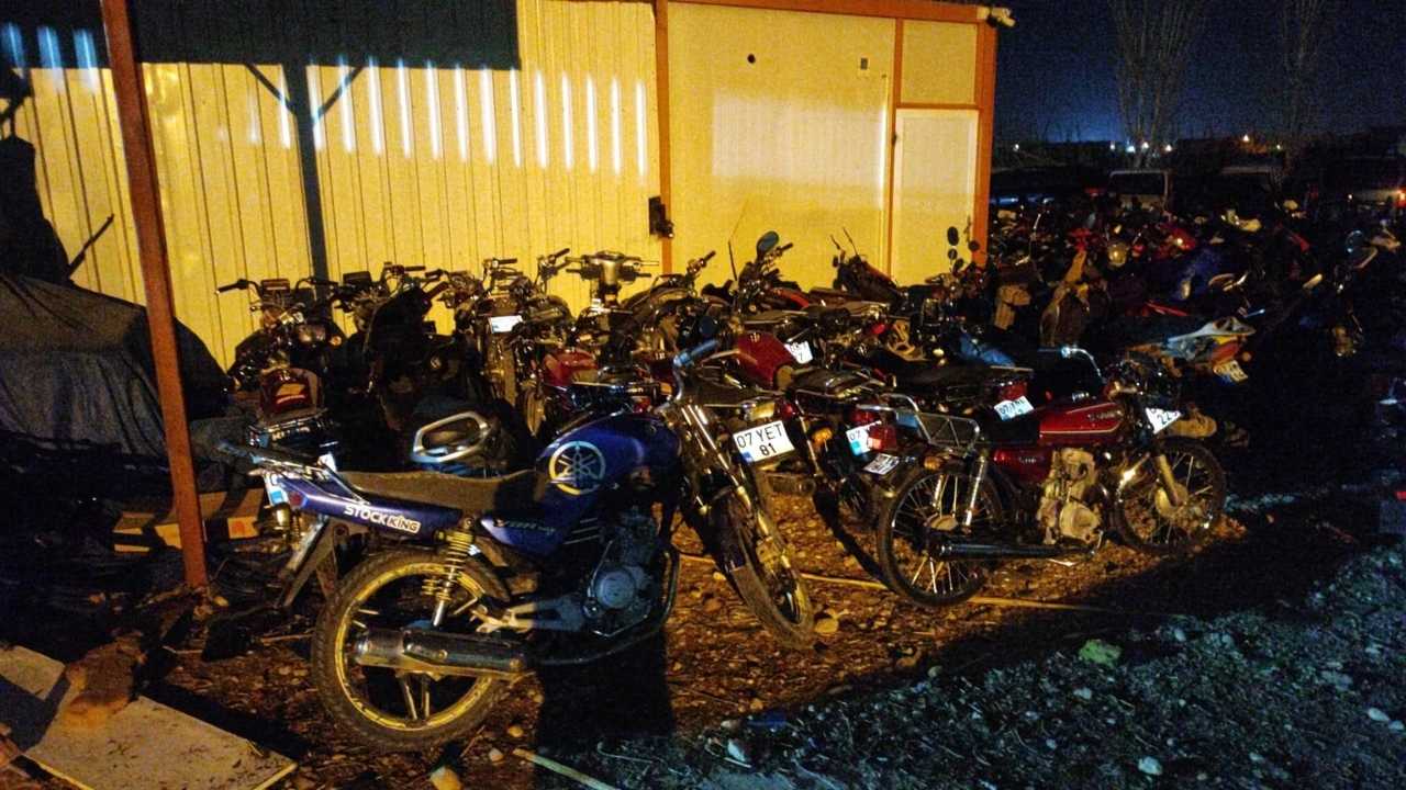 Manavgat'ta Yasa Dışı Motosiklet Yarışını Jandarma Bastı  2