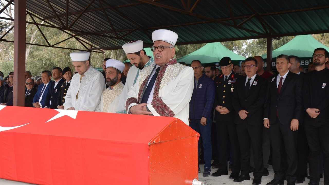 Serik Gazisine Ağladı! Askeri Törenle Uğurlandı 2
