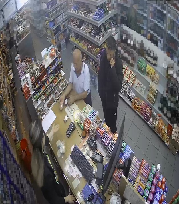 Alanya'da Hırsızlar Marketten Alkol Çaldı! Kaçamadılar