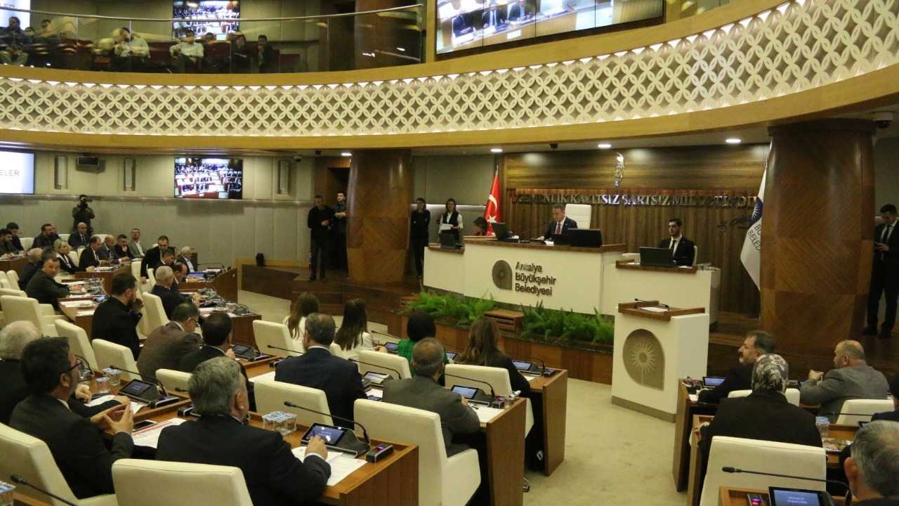 Antalya Büyükşehir Meclisi'nde İmamoğlu Tartışması 2