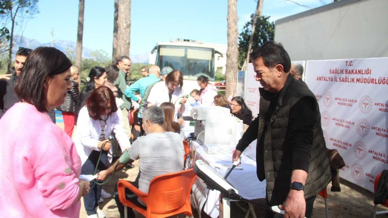 Antalya Sağlık Müdürü Sağlıklı Yaşamın 3 Altın Kuralını Sıraladı 4