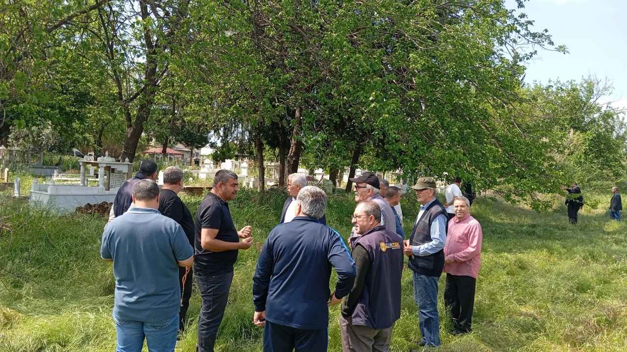 Antalya Zeytinköy’de Mezarlık Çalışması 2