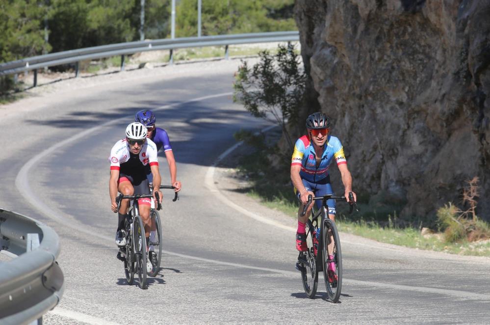 Antalya’da 10 Ülkeden 500 Sporcu Pedal Çevirdi