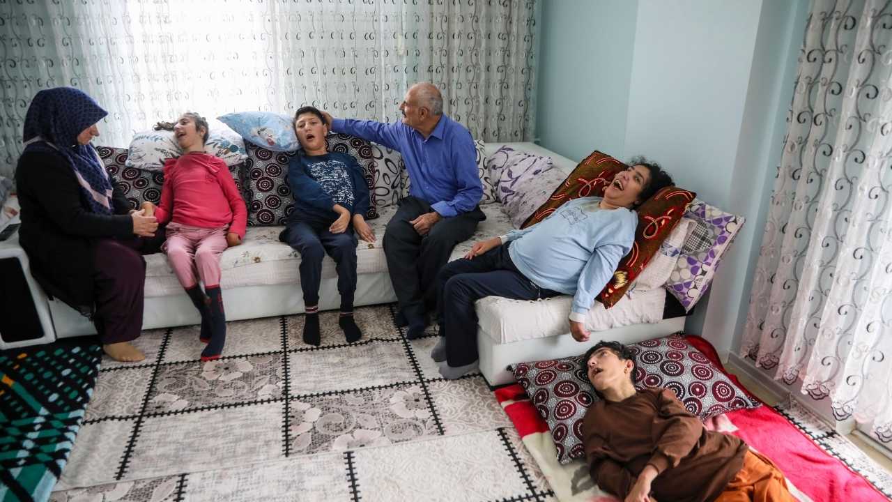 Antalya'da Als Hastası 4 Kardeş Fizik Tedaviye Başladı 2