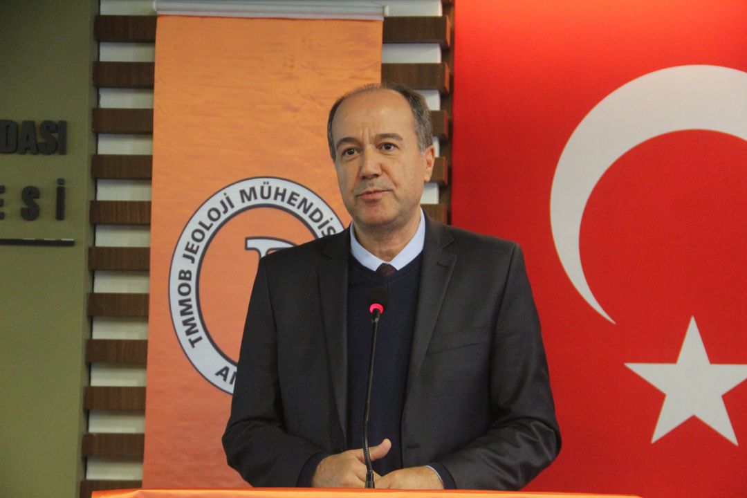 Antalya'da Şebeke Suyu İçilir Mi Uzmanı Noktayı Koydu Prof. Dr. Mustafa Gürhan Yalçın
