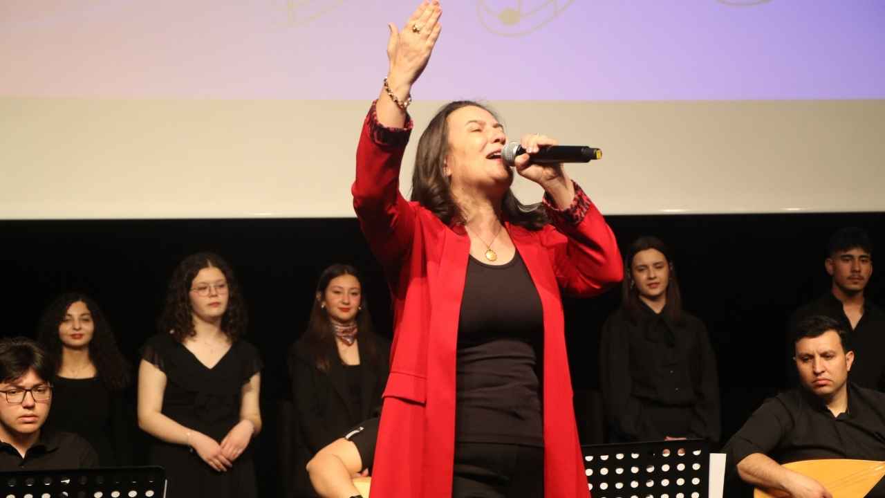 Burdur'da Lise Öğrencilerinden Muhteşem Konser  2