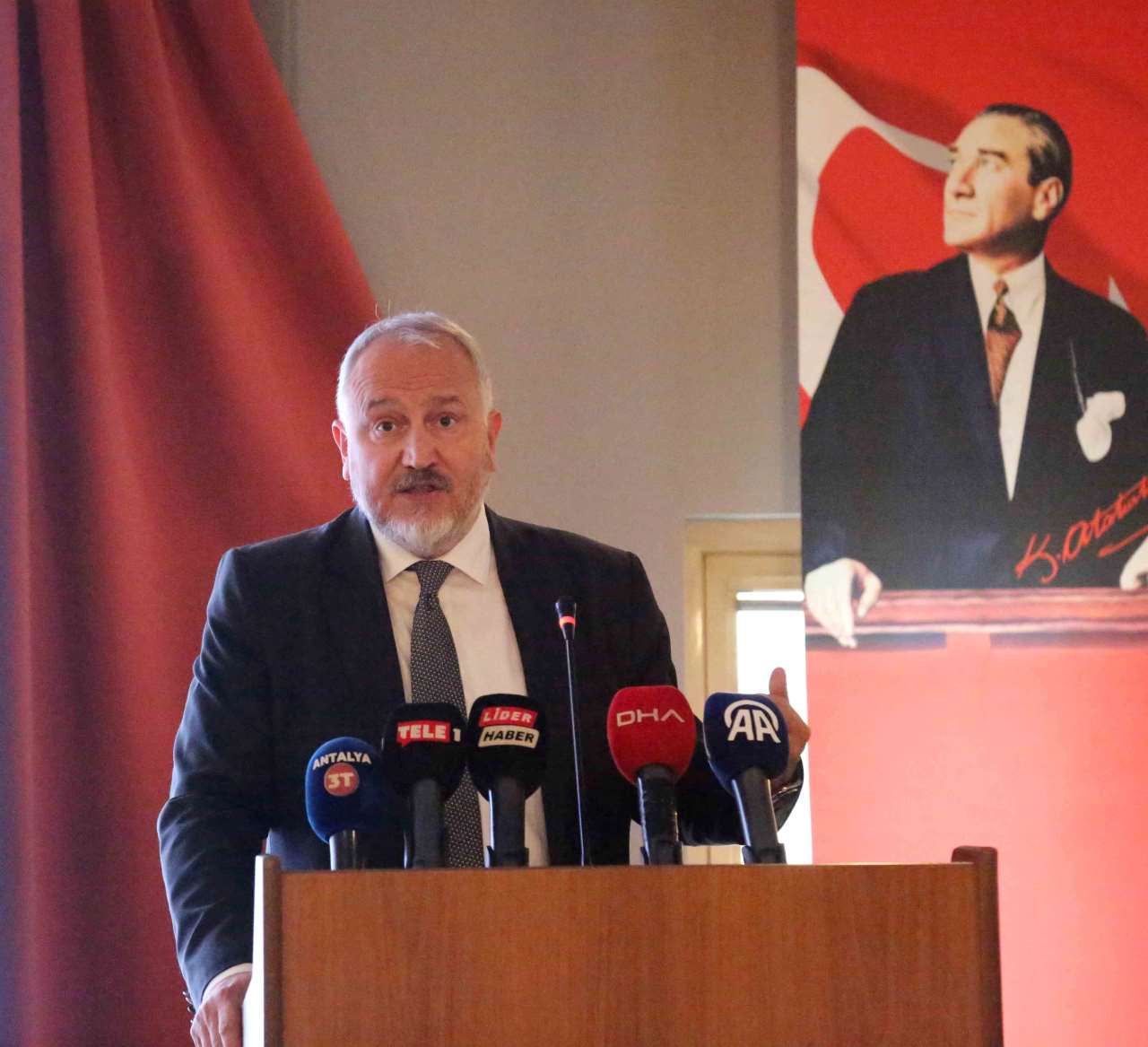 Antalya Turizmi Nisan Ayında Yükselişe Geçti 1