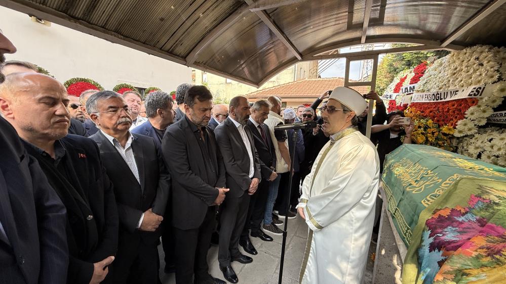 Spor Ve Siyaset Dünyası Cenazeye Akın Etti 2
