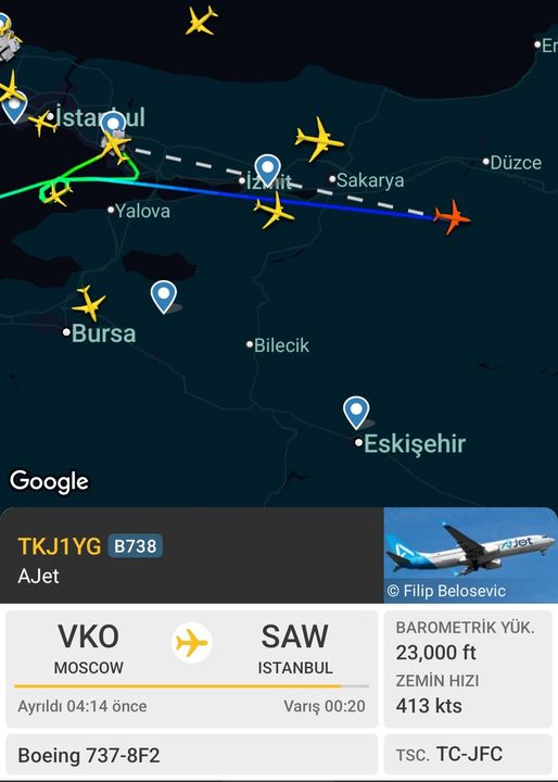 Sabiha Gökçen'de Sis Engeli! Antalya Uçağı Piste İnemedi  2