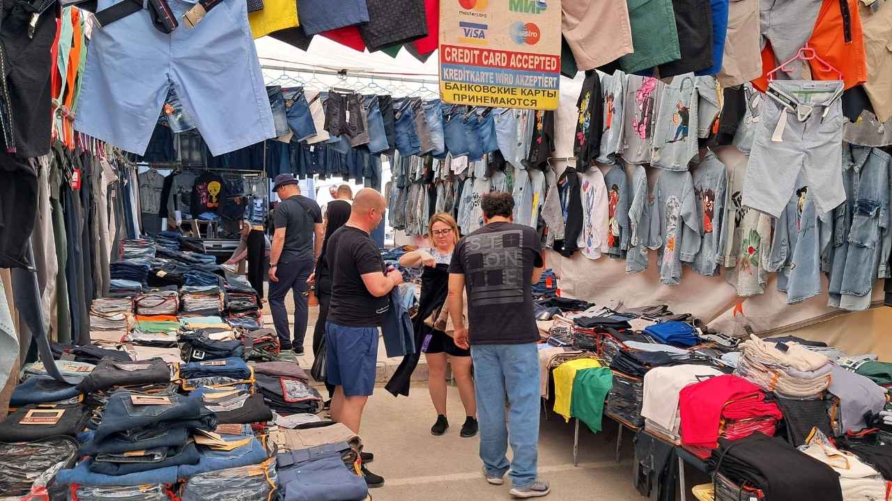 Serik Semt Pazarları Turistlerle Şenlendi  2