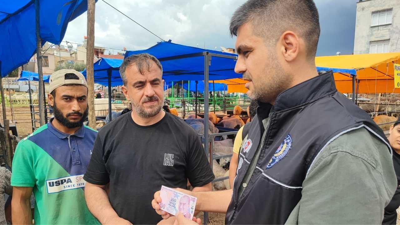 Adana’da Kurban Pazarına Polis Çıkarması 3
