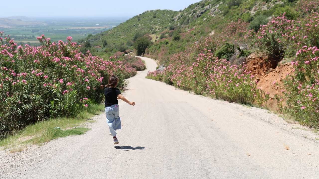 Adana’da Zakkumlar Açtı, Görsel Şölen Başladı 3