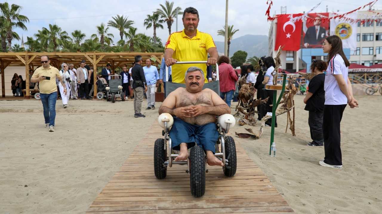 Alanyadan Örnek Proje Engel Tanımayan Plaj4