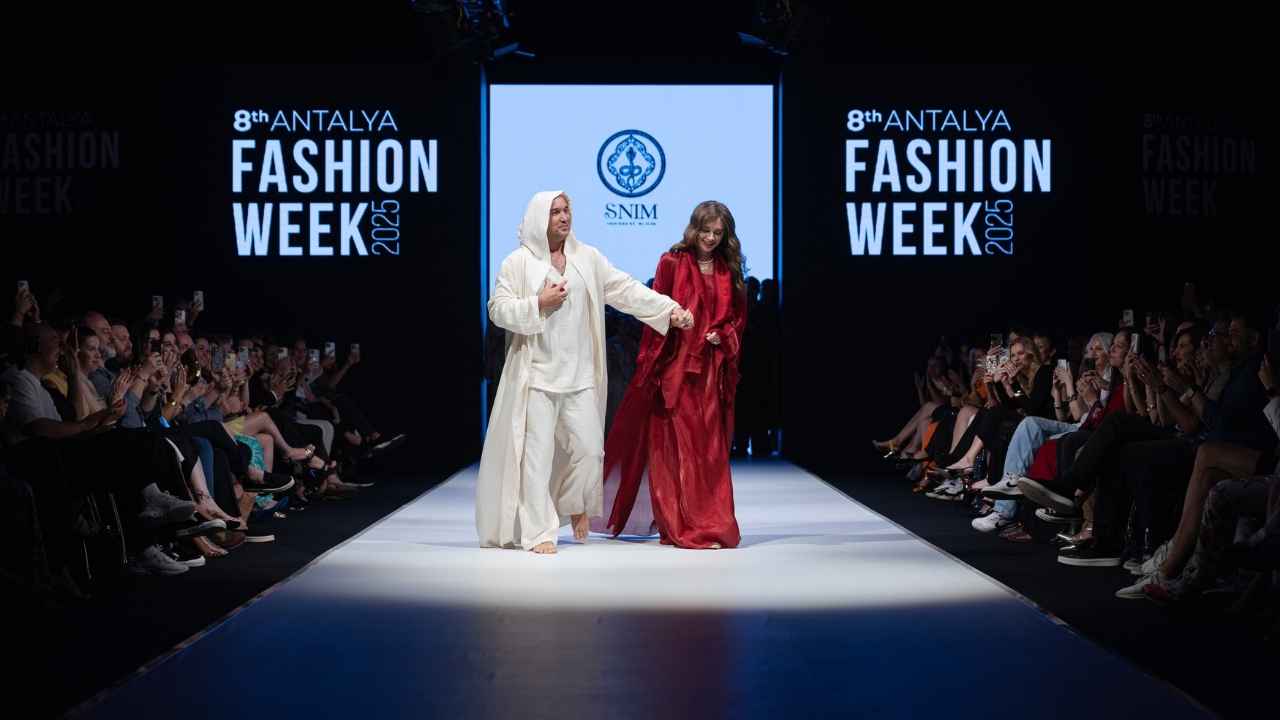 Antalya Fashion Week Podyumunda Modacıya Evlilik Teklifi 2