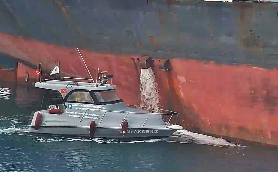 Antalya Körfezi'nde Kirlilik 3 Kat Arttı! Sintine Atığı Alarmı 3