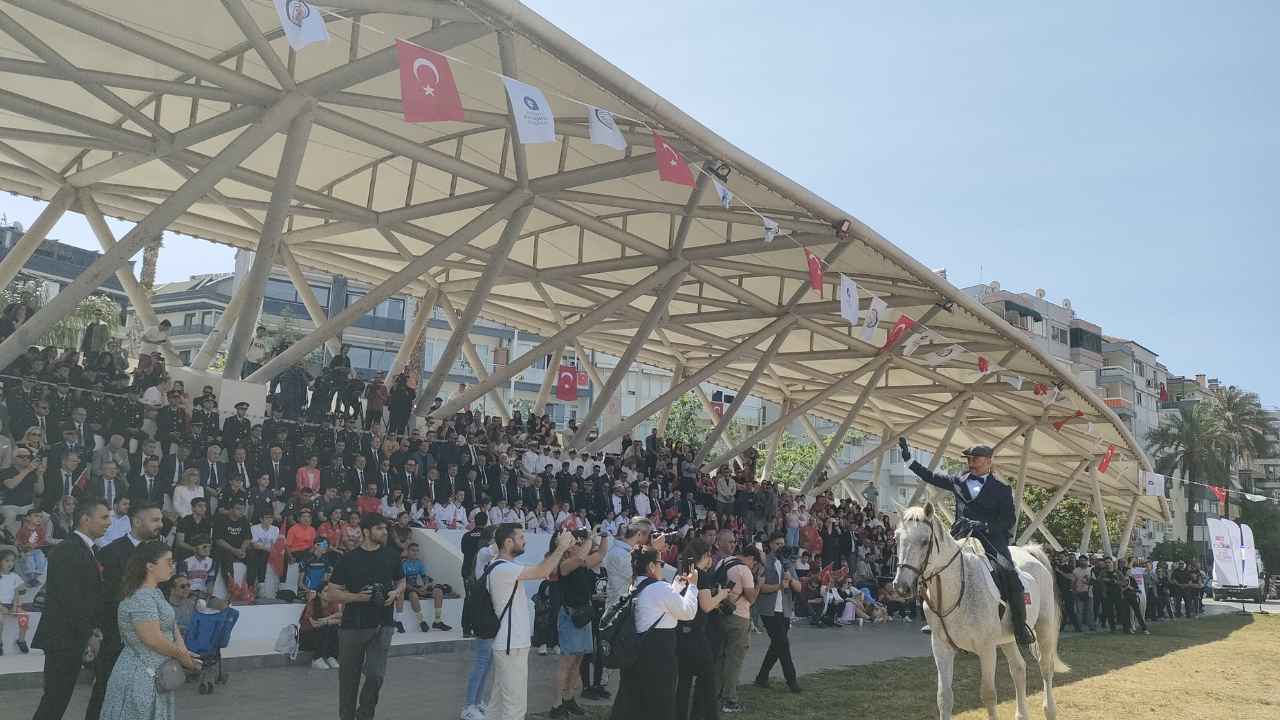 Antalya'da 19 Mayıs Coşkusu  9