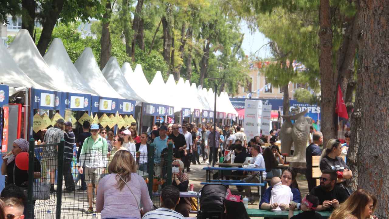 Antalya'da Halk Gastronomi Festivali'ne Koştu 7