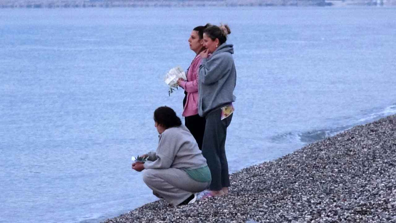Antalya’da Hıdırellez! Dilekler Düden Şelalesi Ve Konyaaltı’nda Denizle Buluştu 3