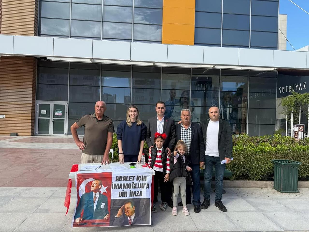 Antalya’da İmamoğlu İçin İmza Kampanyası’nda Son Durum Ne?