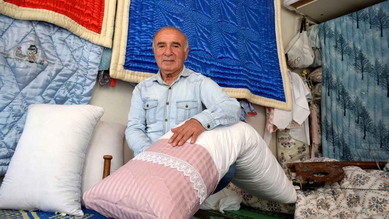 Antalya'da Uzun Yastık Dönemi Bitti! Artık 'Küstüm Yastığı' Var  4