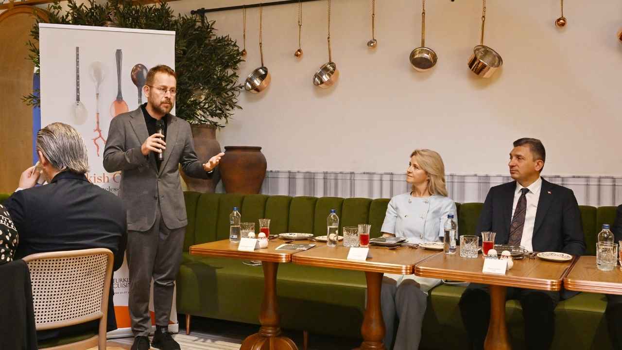Antalya'nın Asırlık Tarifleri Bu Programda! Yöresel Lezzetler Sergilendi 5