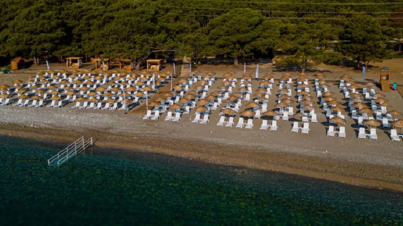 Bakan Ersoy Açıkladı: Manavgat'a Ücretsiz Halk Plajı Geliyor