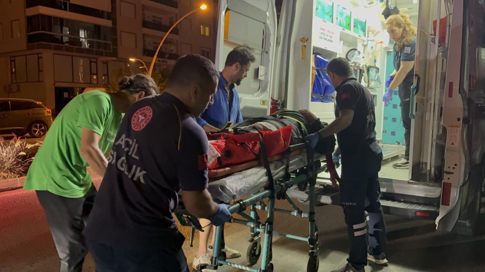 Gazipaşa'da Motosiklete Çarpan Otomobil Sürücüsü Kaçtı