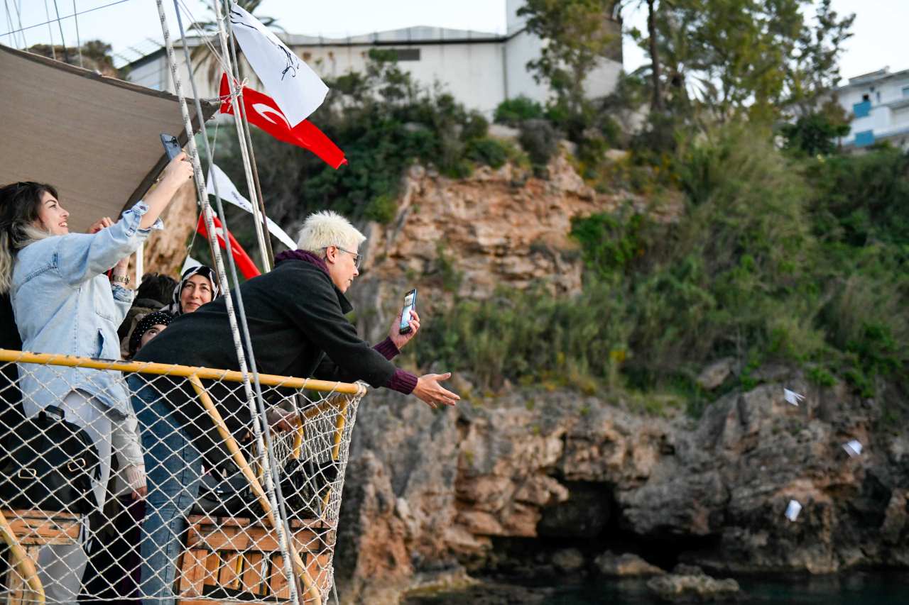 Antalya’da Hıdırellez Coşkusu Akdeniz’de Yaşanacak 1