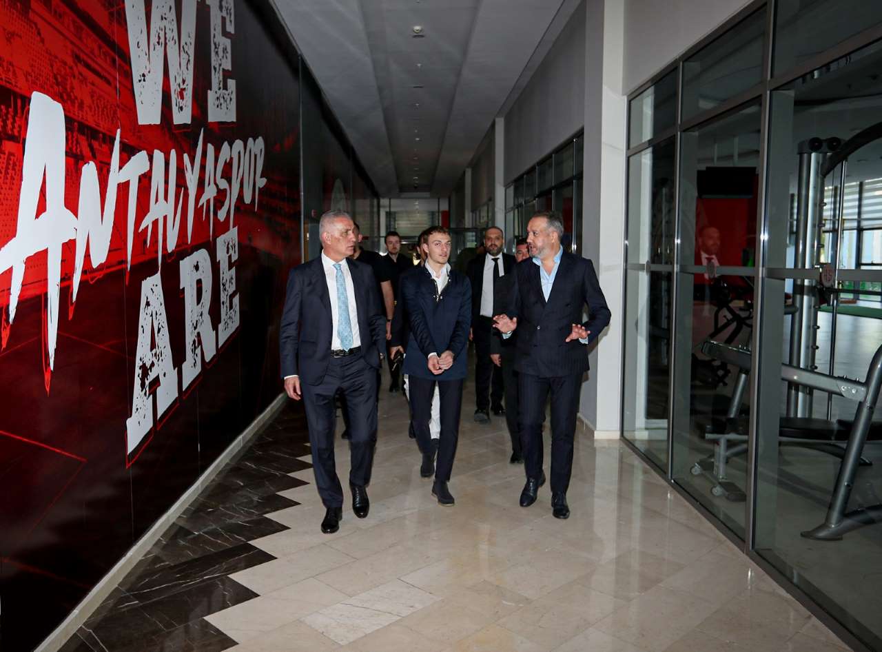 Antalyaspor Ligde Hedefini Büyüttü 1