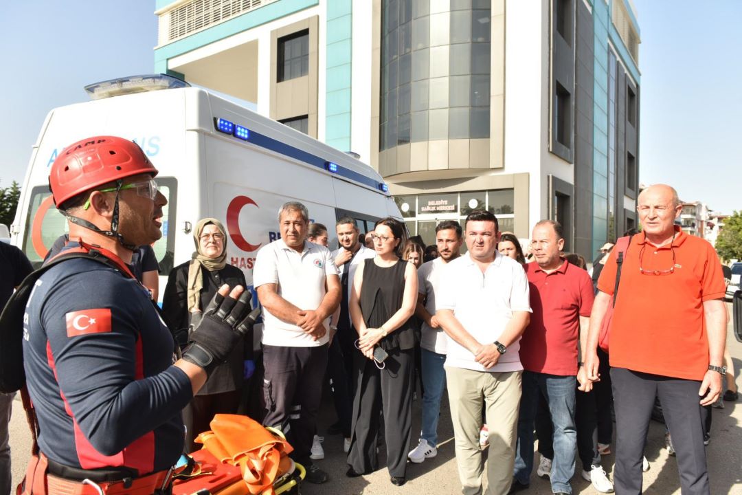Kepez’de Gerçeği Aratmayacak Tatbikat! 1