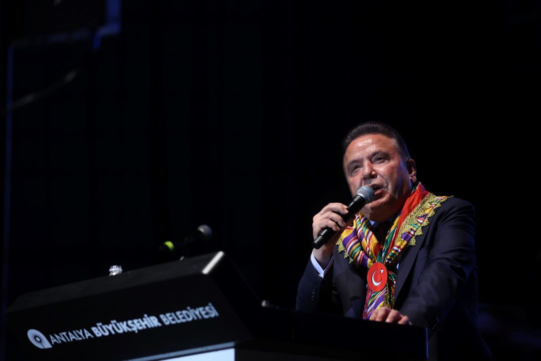 Kıraç Antalya'da Müzik Ziyafeti Verdi! 3
