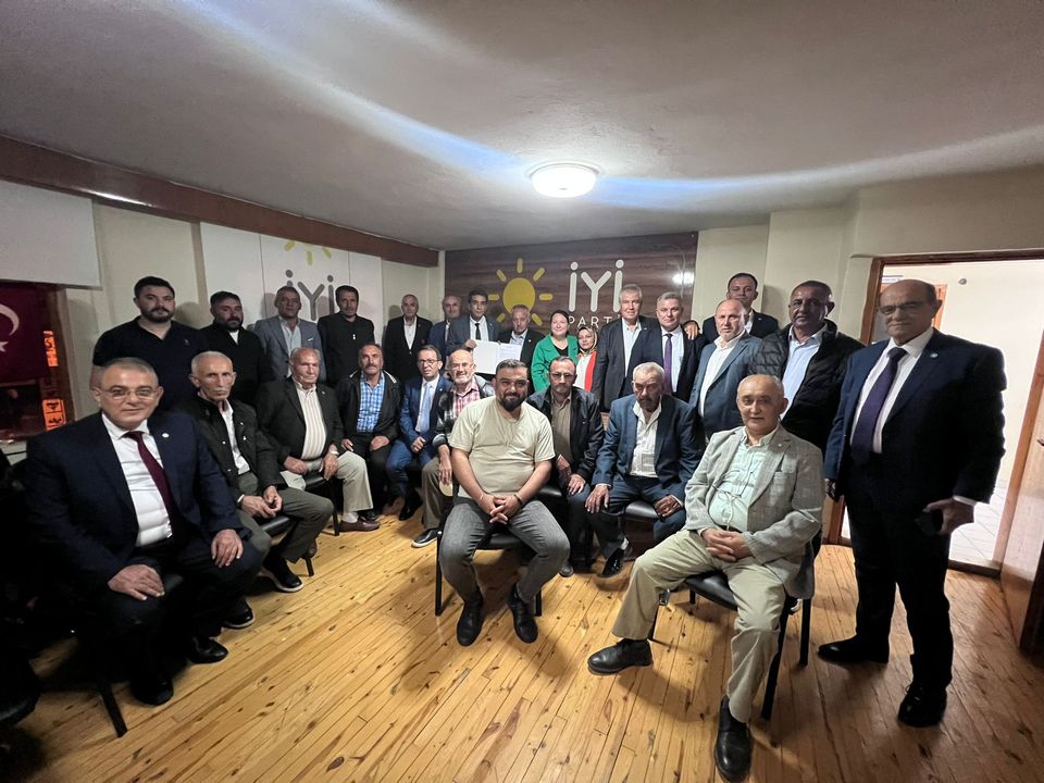 İyi̇ Parti Elmalı Ve Korkuteli İlçe Başkanlıklarında Değişim 4