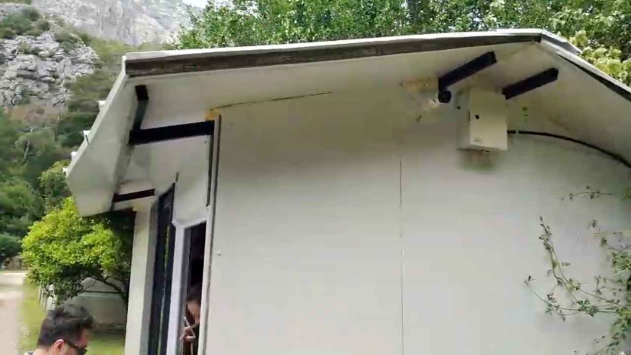 Kemer'de Sağlık Skandalı! Konteynerde Kaçak Diş Tedavisi Yapıldığı Belirlendi  2
