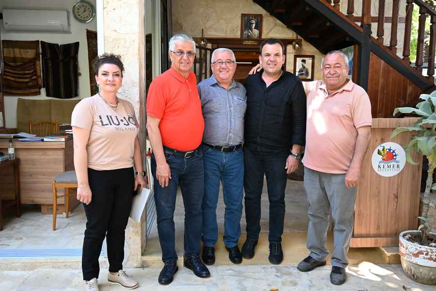Kemer'de Tarihçiye Anlamlı Jes1