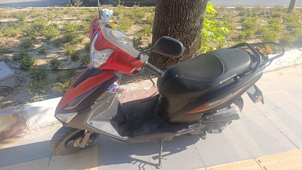 Manavgat'ta Kırmızı Işık İhlali Yaptı! Bisiklete Çarptı
