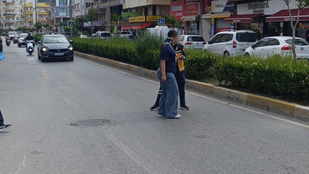 Manavgat'ta Yaya Geçidini Kullanmayan Çocuğa Motosiklet Çarptı