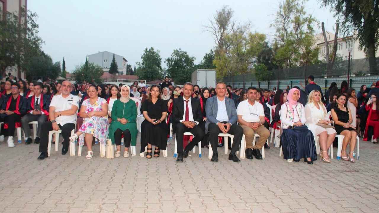 Nevzat Saygan Levent Saygan Anadolu Lisesi 14. Dönem Mezunlarını Uğurladı 2