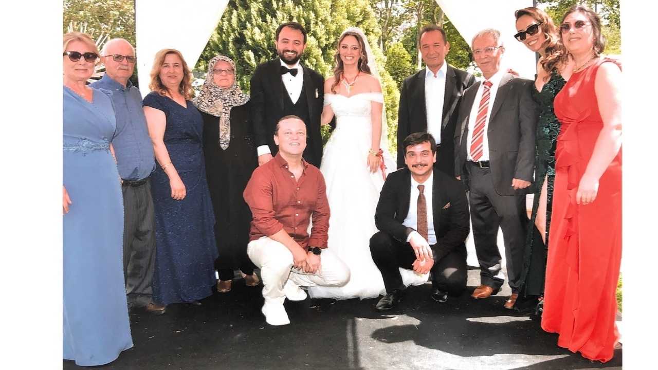 Özen Ve Uçar Ailelerinin Mutlu Günü 2