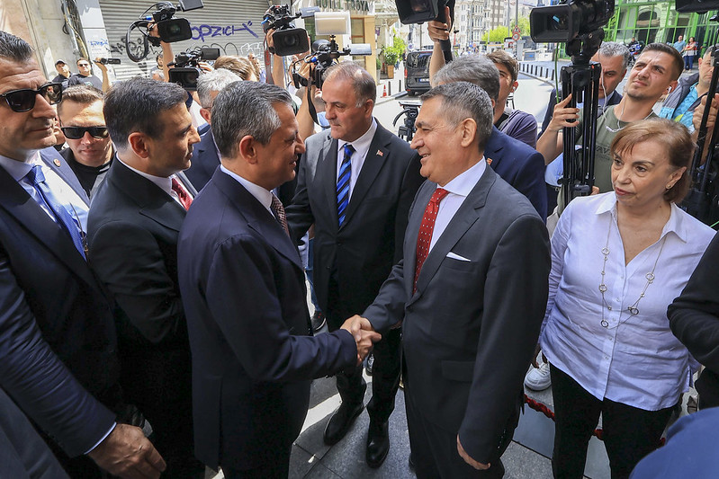 Özgür Özel TÜSİAD'ı Ziyaret Etti