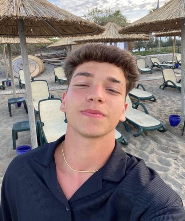 Serik'te 5 Yıldızlı Otelin Sahilinde Jet Ski Ile Bot Çarpıştı! Çekim Yaparken Kolu Koptu 3