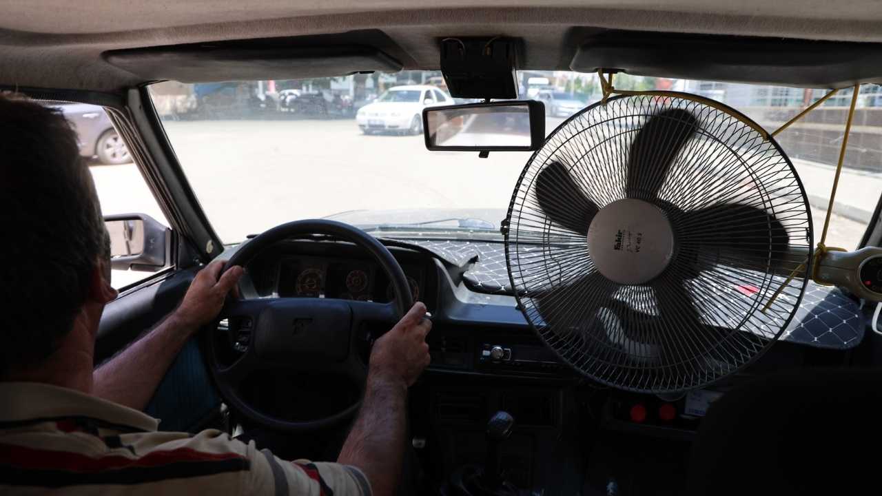 Adana Sıcağına Dayanamadı Aracına Vantilatör Taktırdı 2