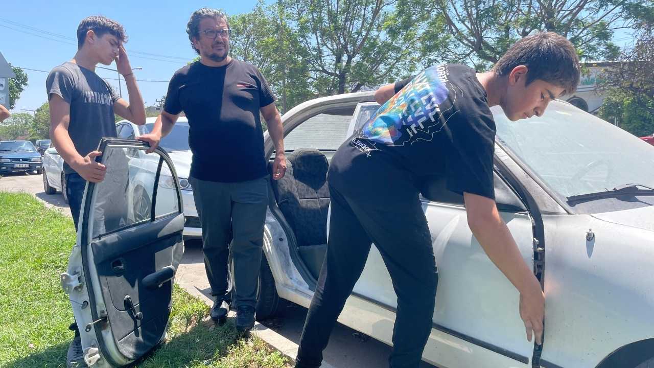 Adana’da Gazetecinin Otomobilinde Pes Dedirten Hırsızlık3
