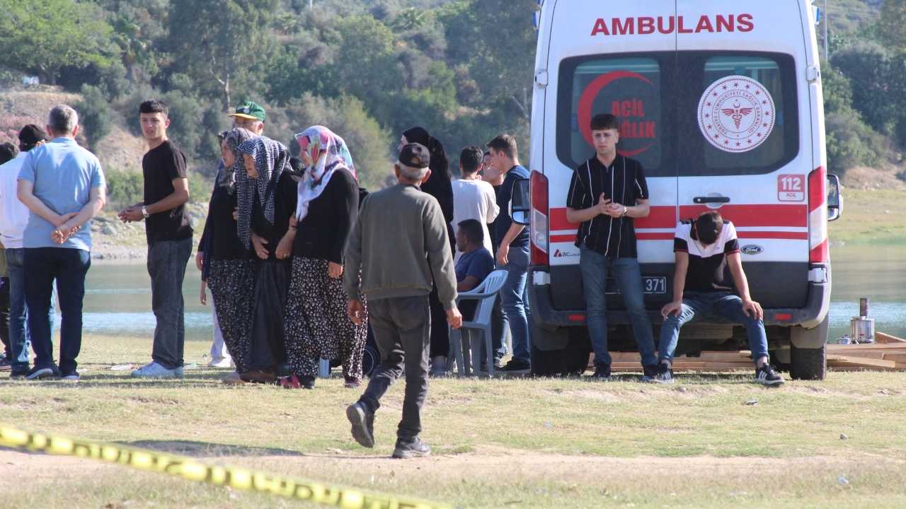 Adana’da Seyhan Gölü Bir Can Daha Yuttu 3