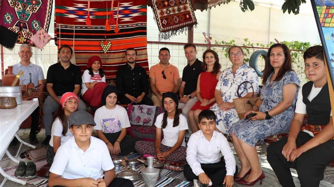 Alanya'da Çevre Haftası Coşkusu Çocuklara Geri Dönüşüm Eğitimi Verildi 4