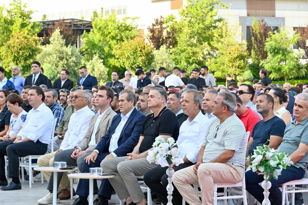 Ali Bahar Antalya OSB Teknik Koleji İlk Mezunlarını Verdi