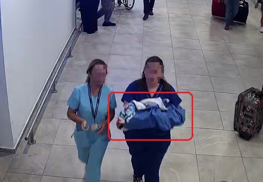 Antalya Havalimanı Tuvaletine Bırakılan Bebek Rusya'ya Teslim Edildi