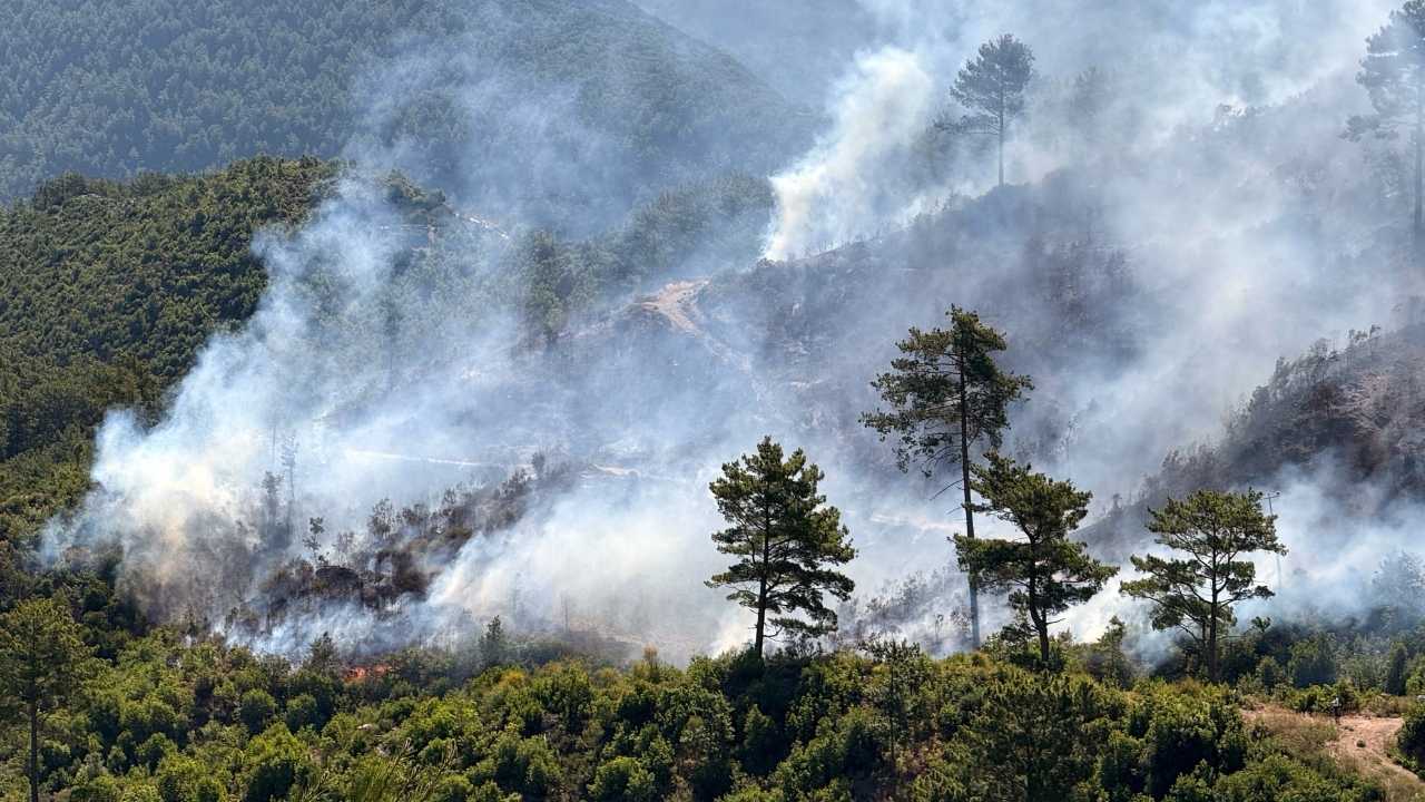 Antalya’da Aksu Ve Serik Yangınları Kontrol Altına Alındı2